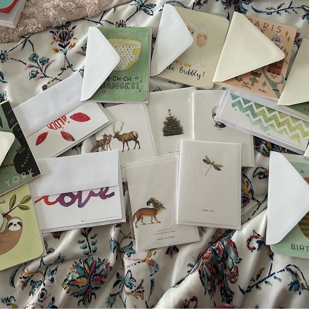 Assorted Greeting Cards with Envelopes - Picture 2 of 12